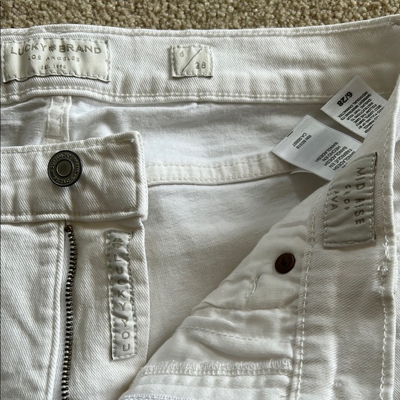 Lucky Brand White Ankle Cropped Jeans - Picture 7 of 10